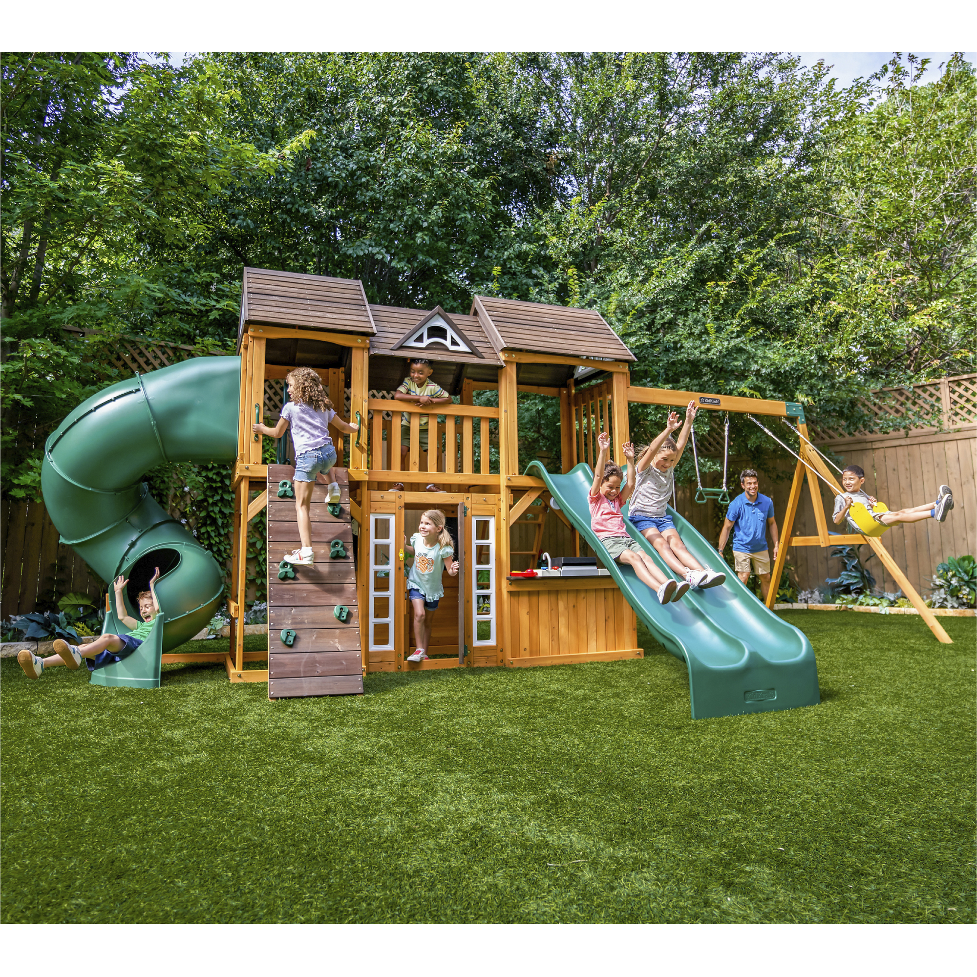Spielturm 'Bolzo' FSC®‑zertifiziertes Spießtannenholz natur 692 x 285 x 347 cm mit Rutschen und Schaukel