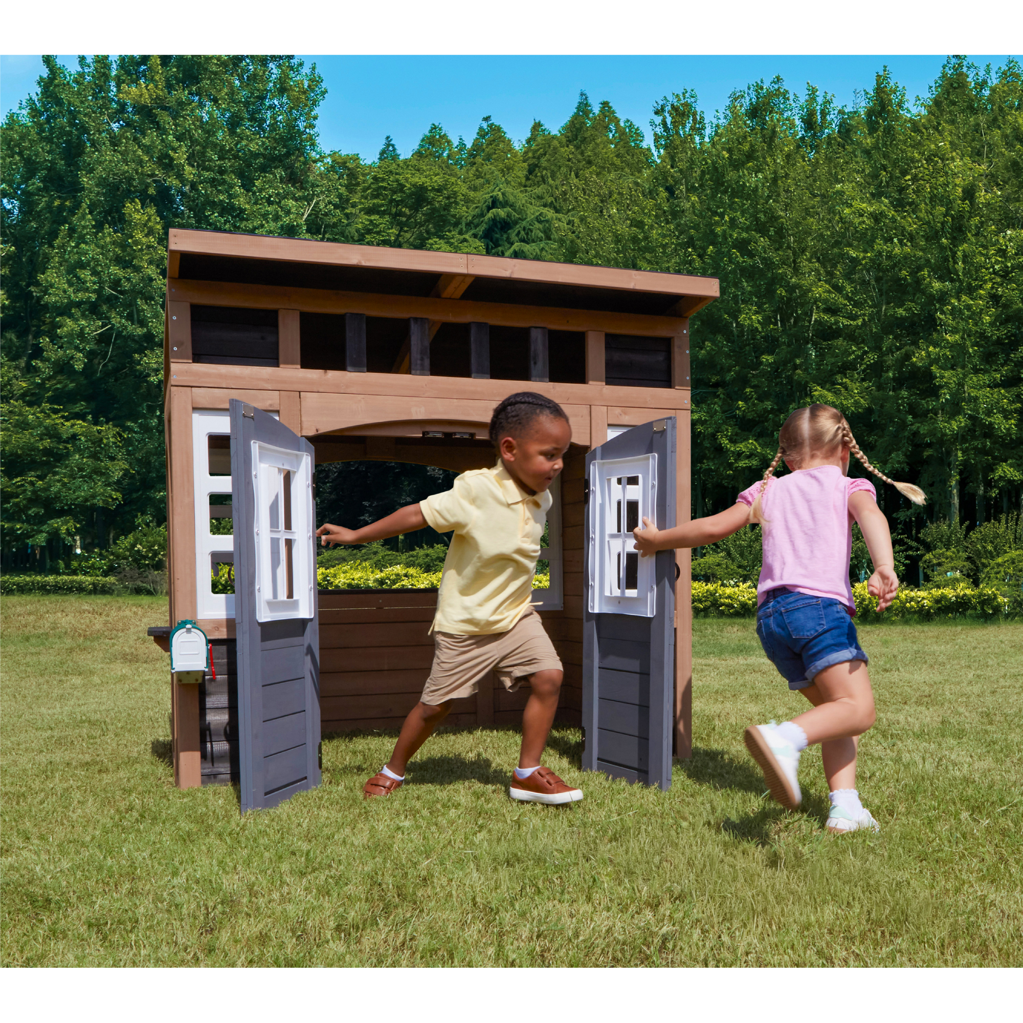 Spielhaus 'Trolli' FSC®‑zertifiziertes Spießtannenholz 177,3 x 138,86 x 155,63 cm