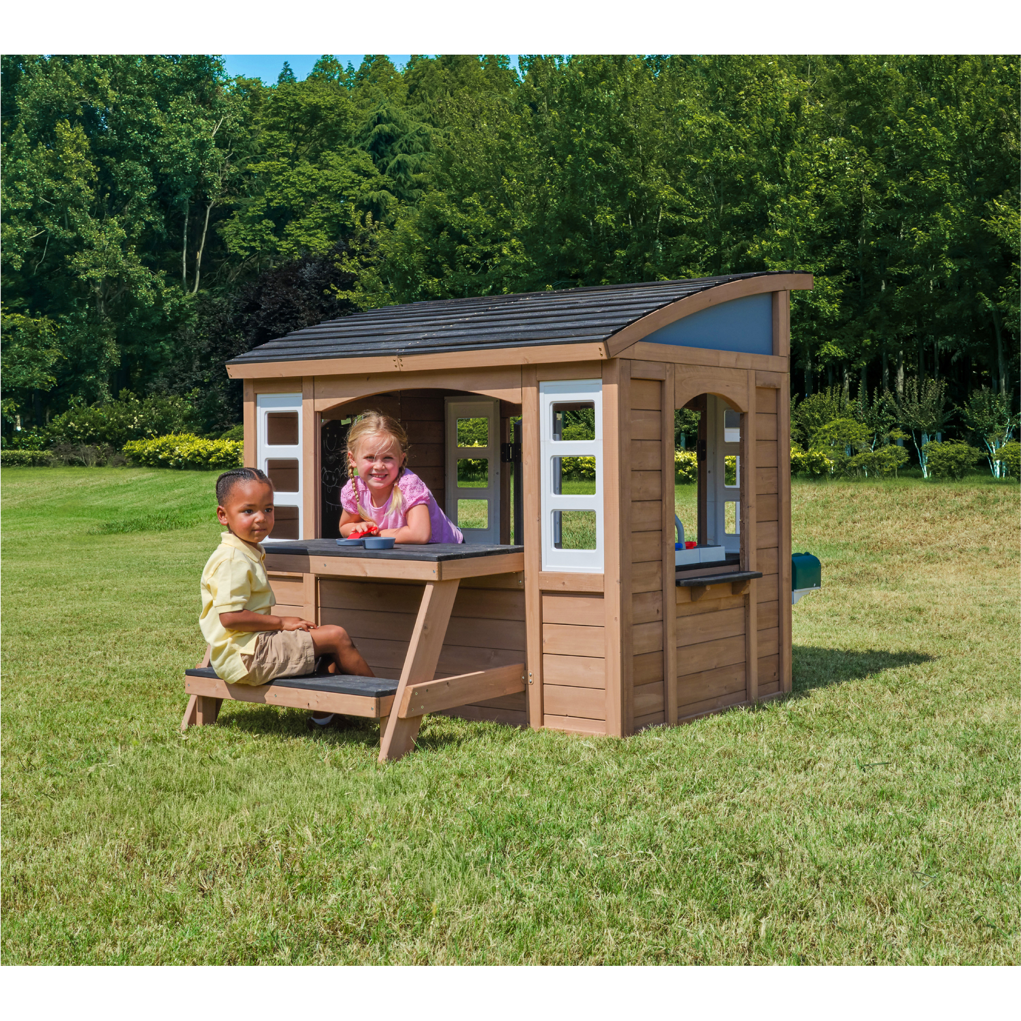 Spielhaus 'Trolli' FSC®‑zertifiziertes Spießtannenholz 177,3 x 138,86 x 155,63 cm