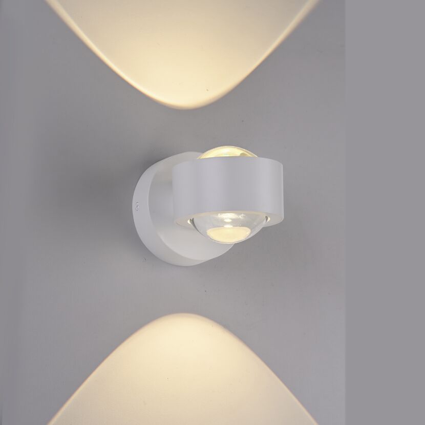 LED-Wandleuchte 'Chia' weiß 2-flammig 9,3 x 9,3 x 12,5 cm
