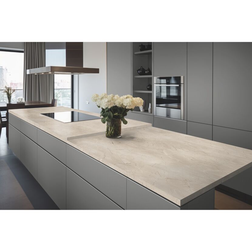 Arbeitsplatte 'Marmor Viscos Clara K2885' grau 600 x 4100 x 38 mm