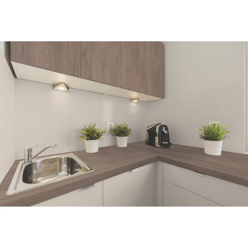 Arbeitsplatte 'Eiche Cremona Cannolo K2739' holzfarben/braun 900 x 4100 x 38 mm