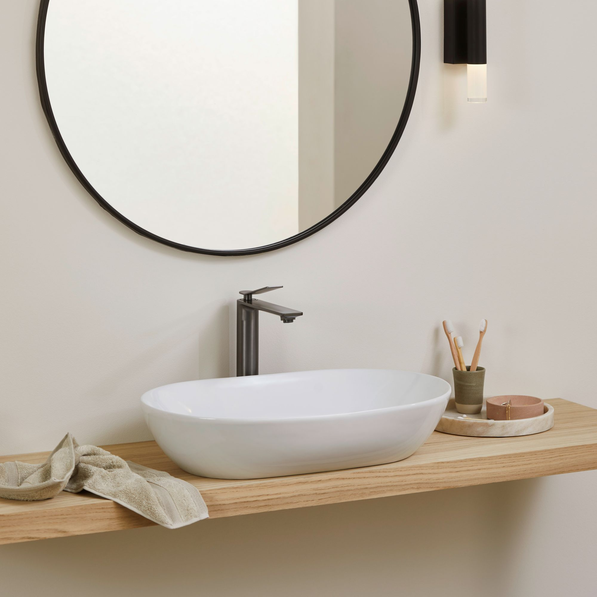Schöner Wohnen Kollektion Aufsatzwaschbecken oval 'Sati' weiß 60 x 14.2 x 42 cm