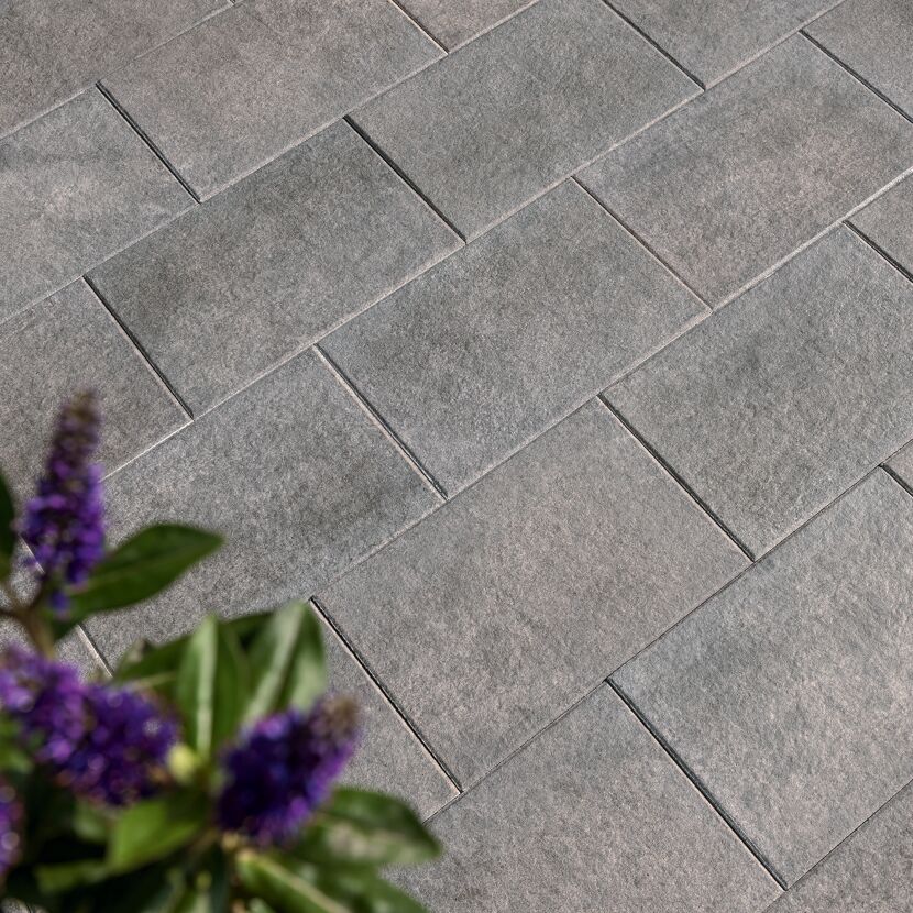Terrassenplatte 'T-Court Shade' basaltfarben 60 x 40 x 4 cm