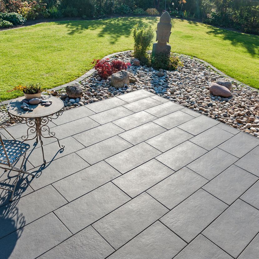 Terrassenplatte 'T-Court Noble' basaltfarben 80 x 40 x 4 cm