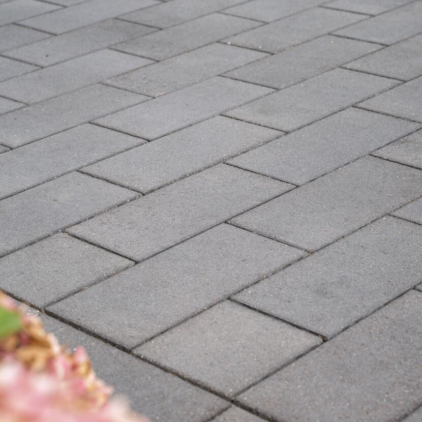 Pflasterstein 'T-Place Trend' anthrazit 40 x 20 x 8 cm