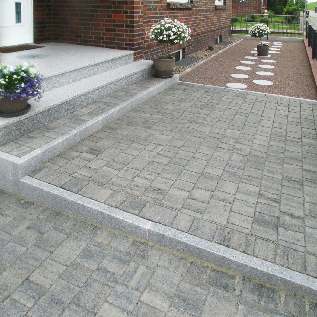 Pflasterstein 'T-Place Bright' weiß/schwarz mehrformatig