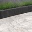 Palisade T-Gravity Shine trennt Musterfliesen und Lavendelbeet