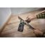 Person sägt Holz mit Wolfcraft Säge