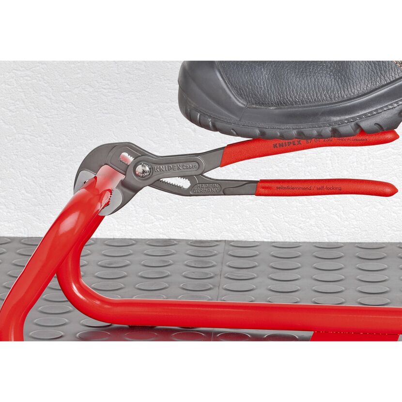 Knipex Cobra Wasserpumpenzange und Fuß