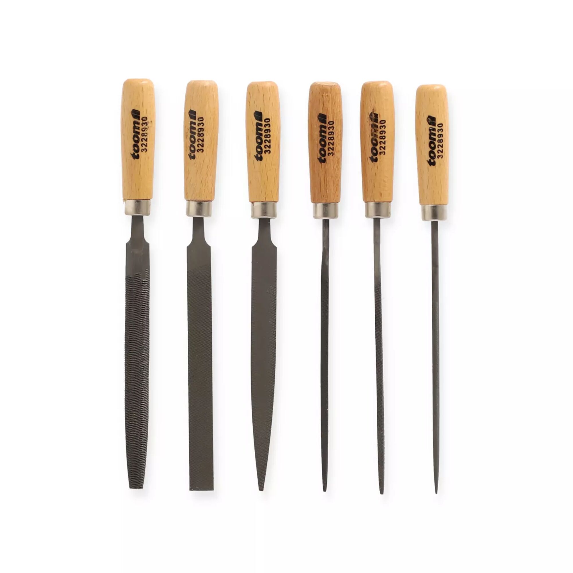 Sechs Schlüsselfeilen der Marke toom auf weißem Hintergrund.