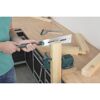 Person sägt Holz mit Japansäge Wolfcraft.