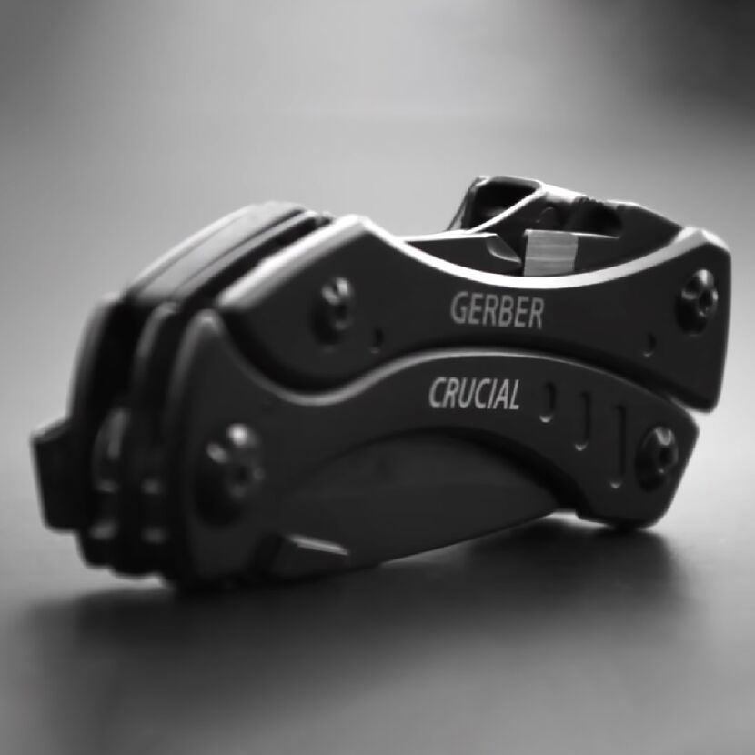 Geschlossenes Gerber Crucial Multitool