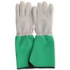 Ein Paar grüne Spezialhandschuhe, Größe 9.