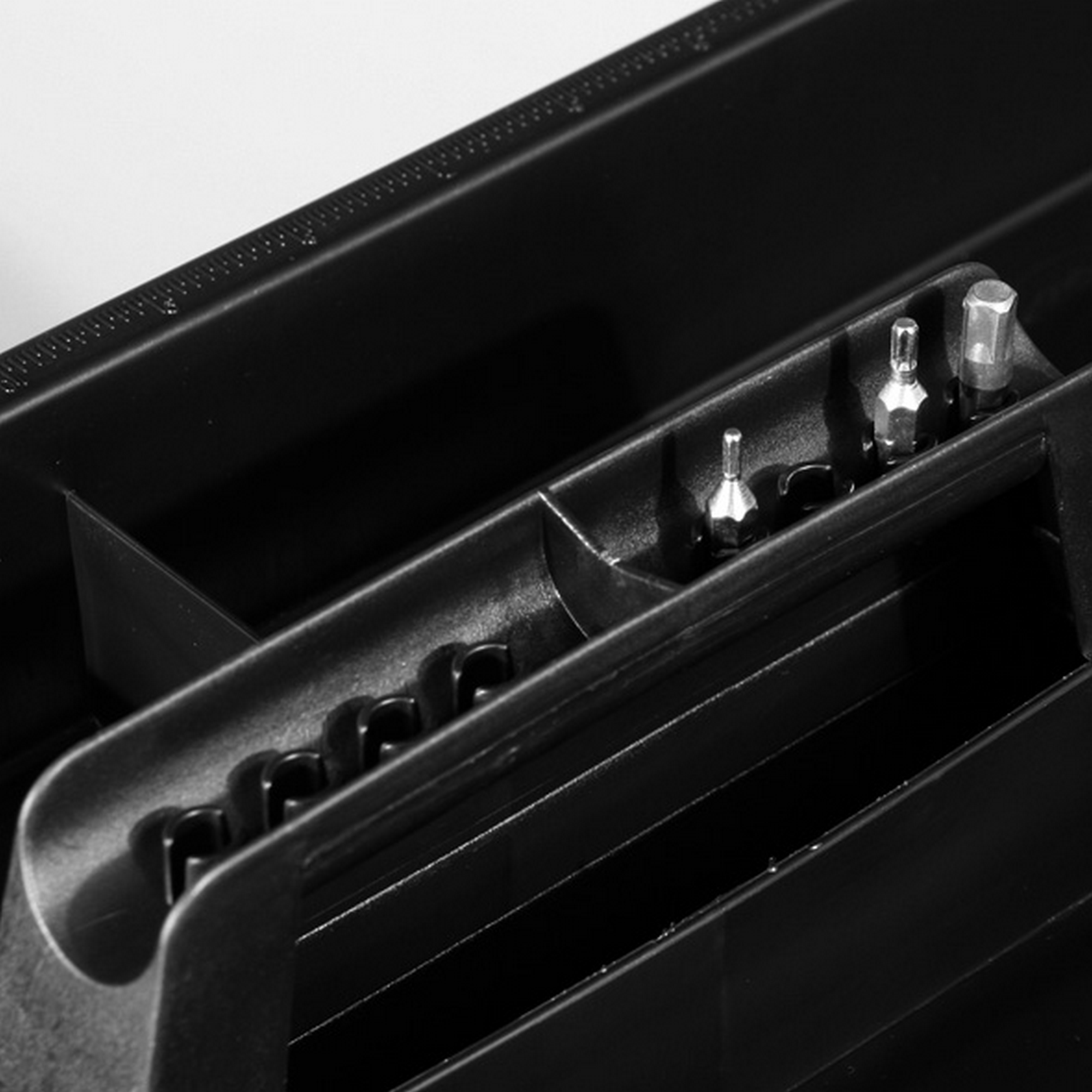 McPlus Werkzeugkoffer 'Promo S 16' schwarz 40 x 22 x 20 cm + product picture