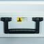 Silberner AluPlus Basic Koffer mit schwarzem Griff