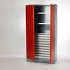 Materialschrank rot
