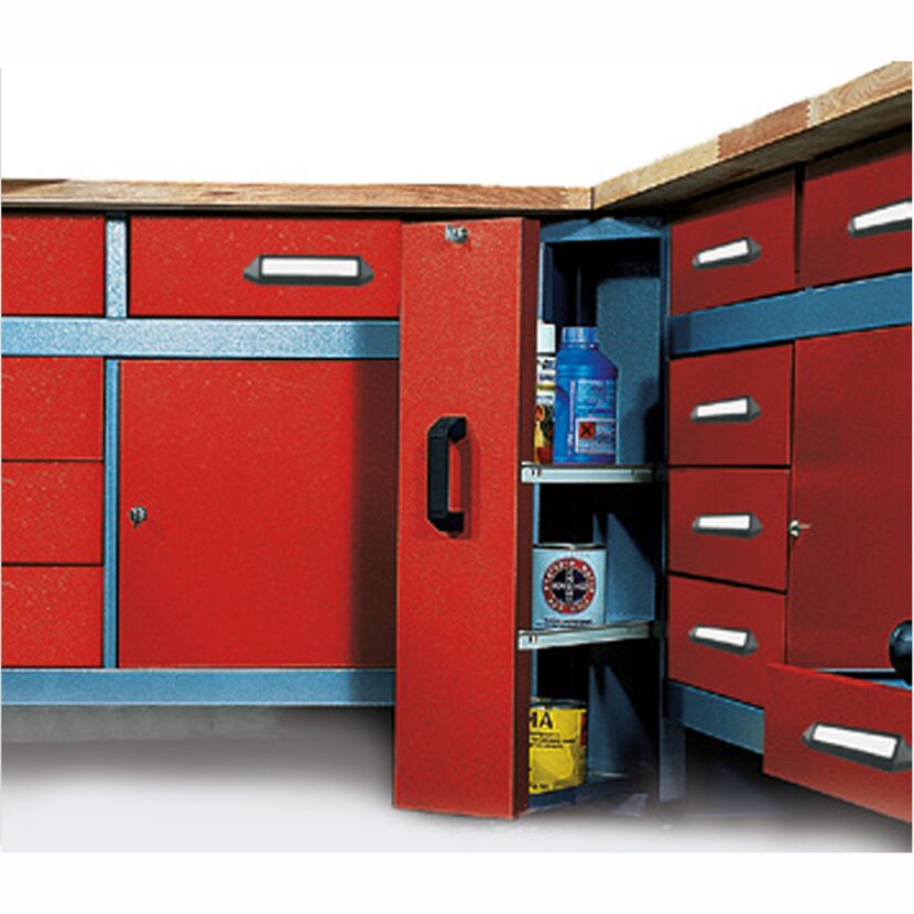 Einbauschrank rot mit Auszug