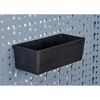 Schwarzer Systemhalter 55 x 125 mm an Lochwand