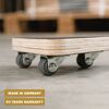 Rollbrett aus Holz mit vier Rollen
