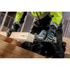 Person sägt mit Akku-Säbelsäge PowerMaxx SSE 12 BL in Holz