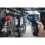 Person verwendet Bosch Professional GIS 1000 C Thermodetektor.