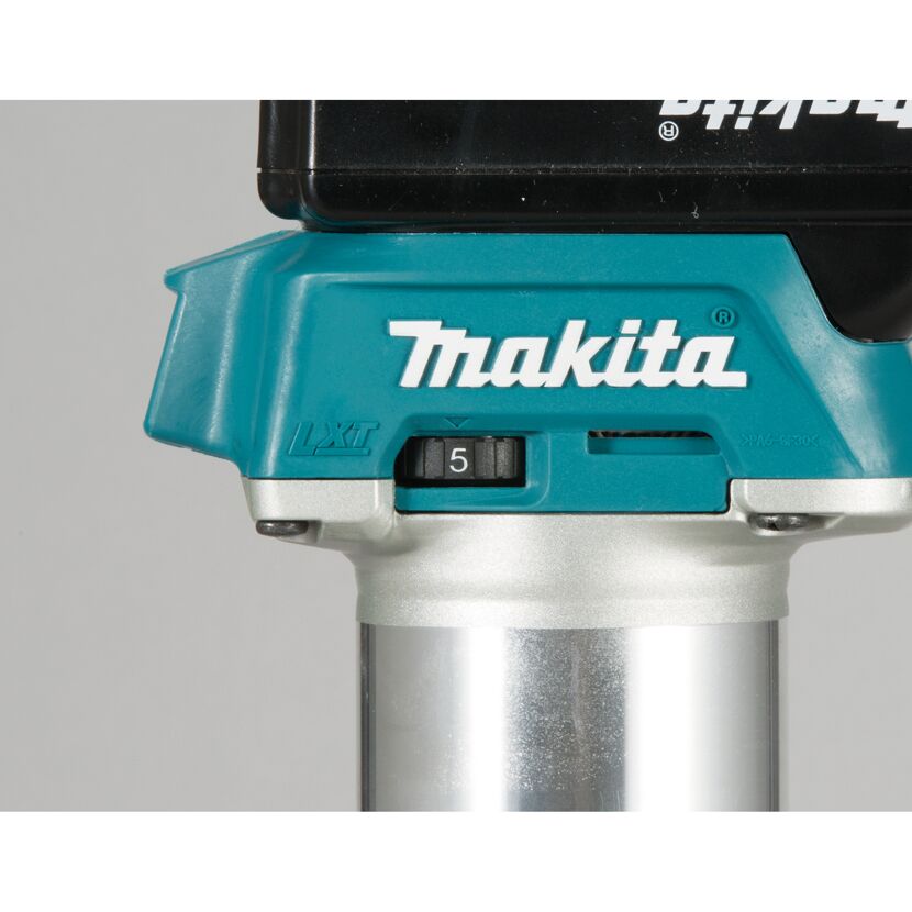 Makita Akku-Multifunktionswerkzeug mit Drehregler auf Stufe 5