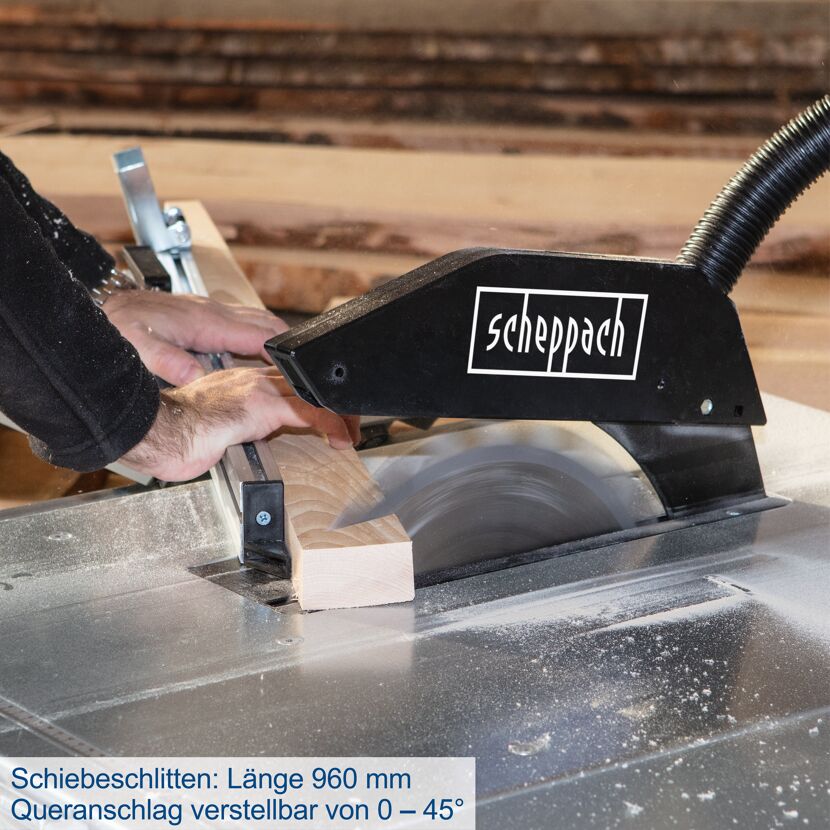 Person sägt Holz mit Tischkreissäge von Scheppach