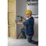 Person montiert Trockenbauwand mit dem Akku-Trockenbauschrauber GTB 18V-45 Professional von Bosch.
