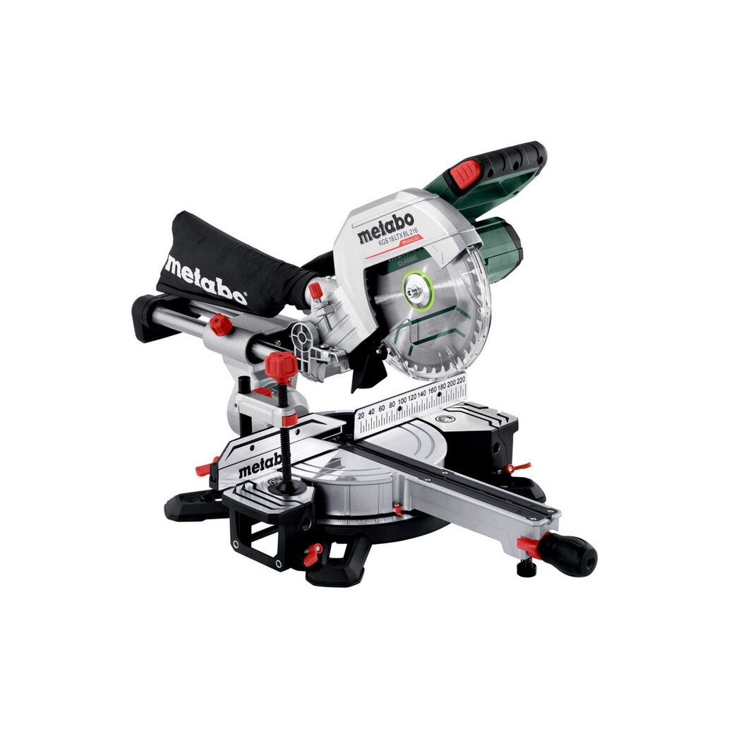 Metabo Akku-Kappsäge mit Sägeblatt