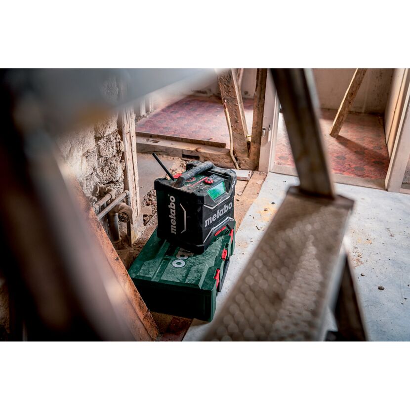 Metabo Akku Radio auf Baustelle