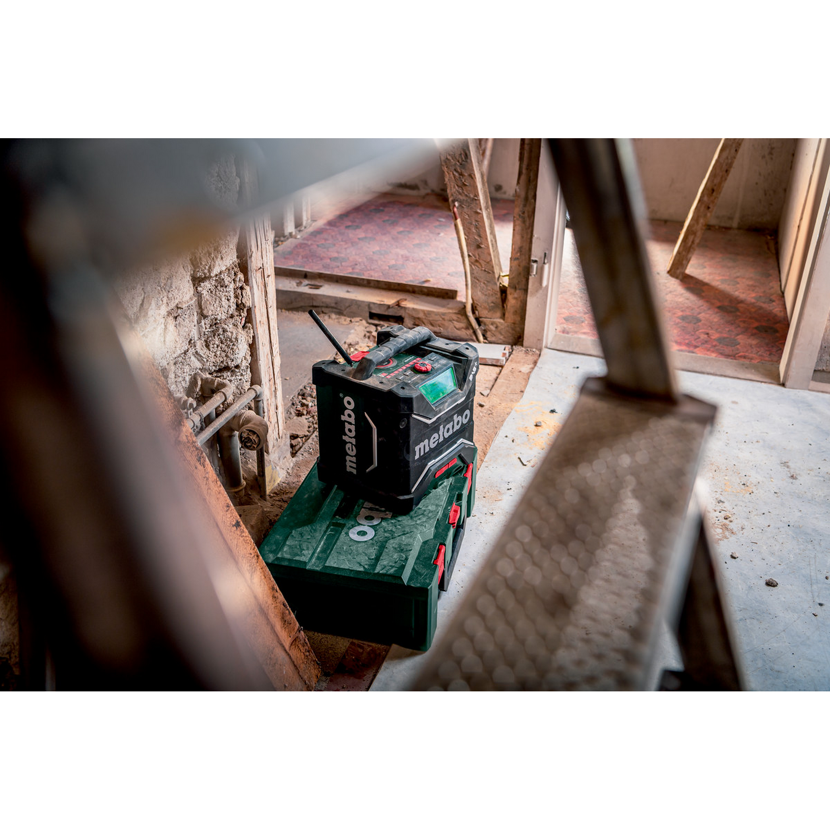 Metabo Akku Radio auf Baustelle