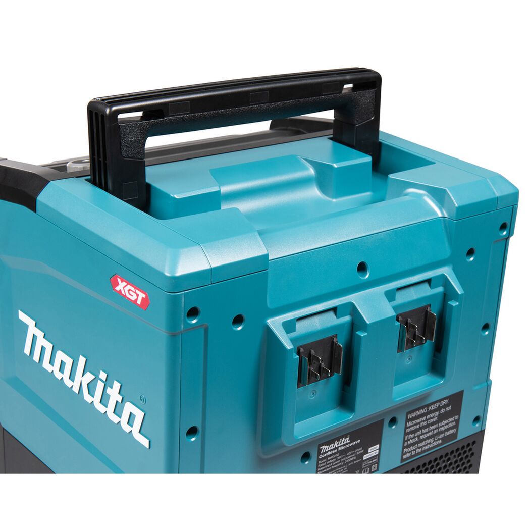 Makita Akku-Mikrowelle, Griff