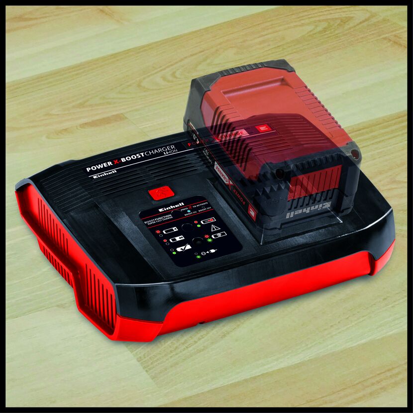 Einhell Power X-Boost Ladegerät mit Akku