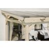 Holzpergola mit durchsichtigem Dach