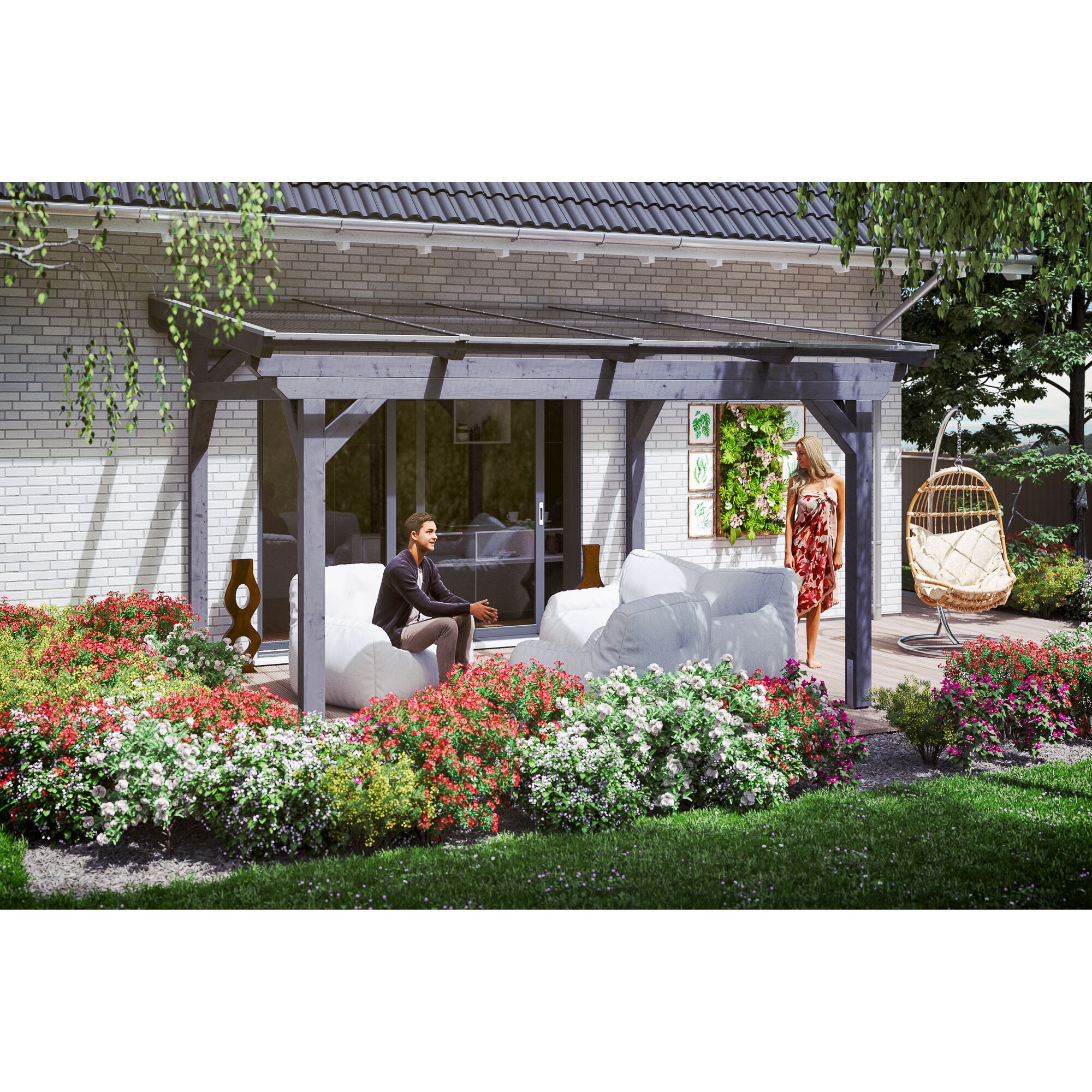 Zwei Personen sitzen unter einer Terrassenüberdachung im Garten.