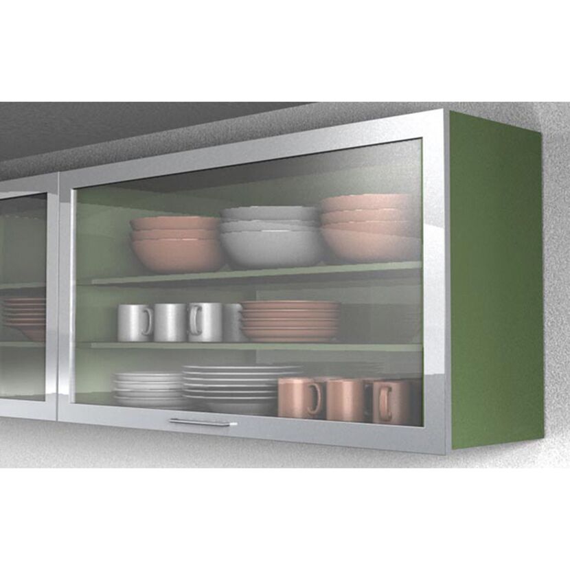 Hängeschrank mit Geschirr und Tassen