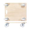 Holztransportroller mit weißen Rollen