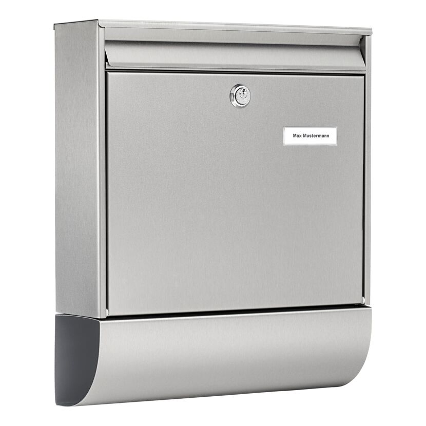 Metallbriefkasten mit Namensschild