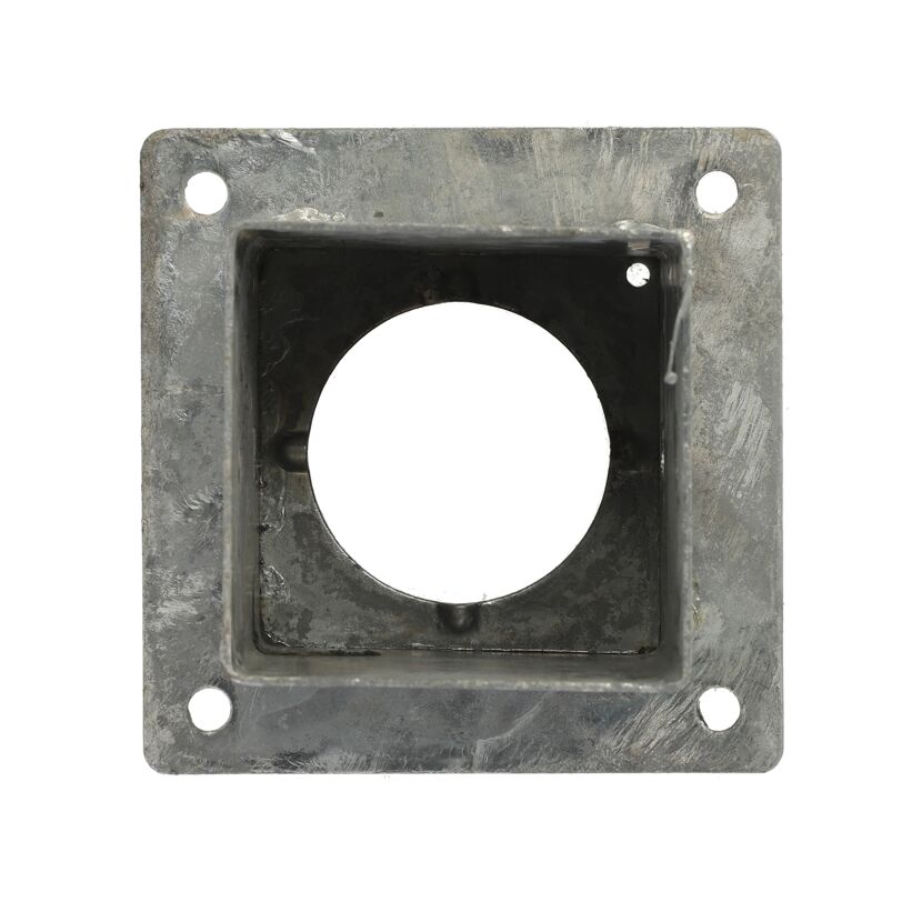 Verzinkter Pfostenträger mit quadratischer Grundfläche