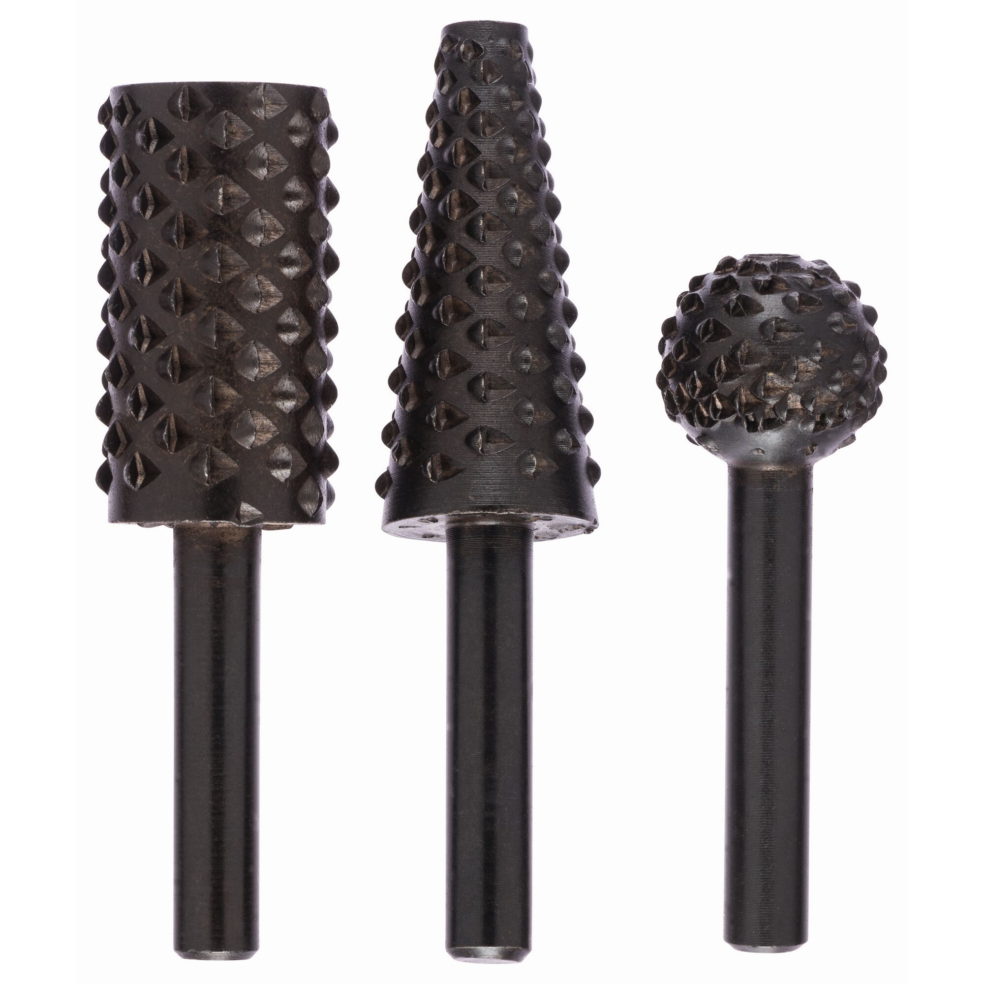 Drei Holzraspeln in unterschiedlichen Formen.