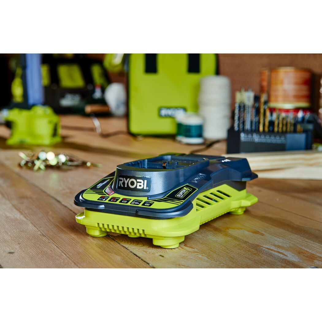 Ryobi Schnellladegerät