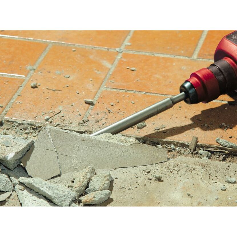 Entfernen von Fliesen mit einem Bohrhammer