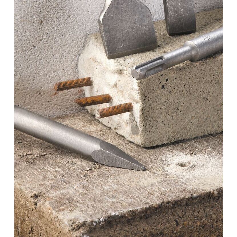 Meißel und Flachmeißel auf Beton