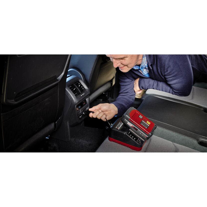 Akku-Ladegerät 'Power X-Car Charger' 3 A