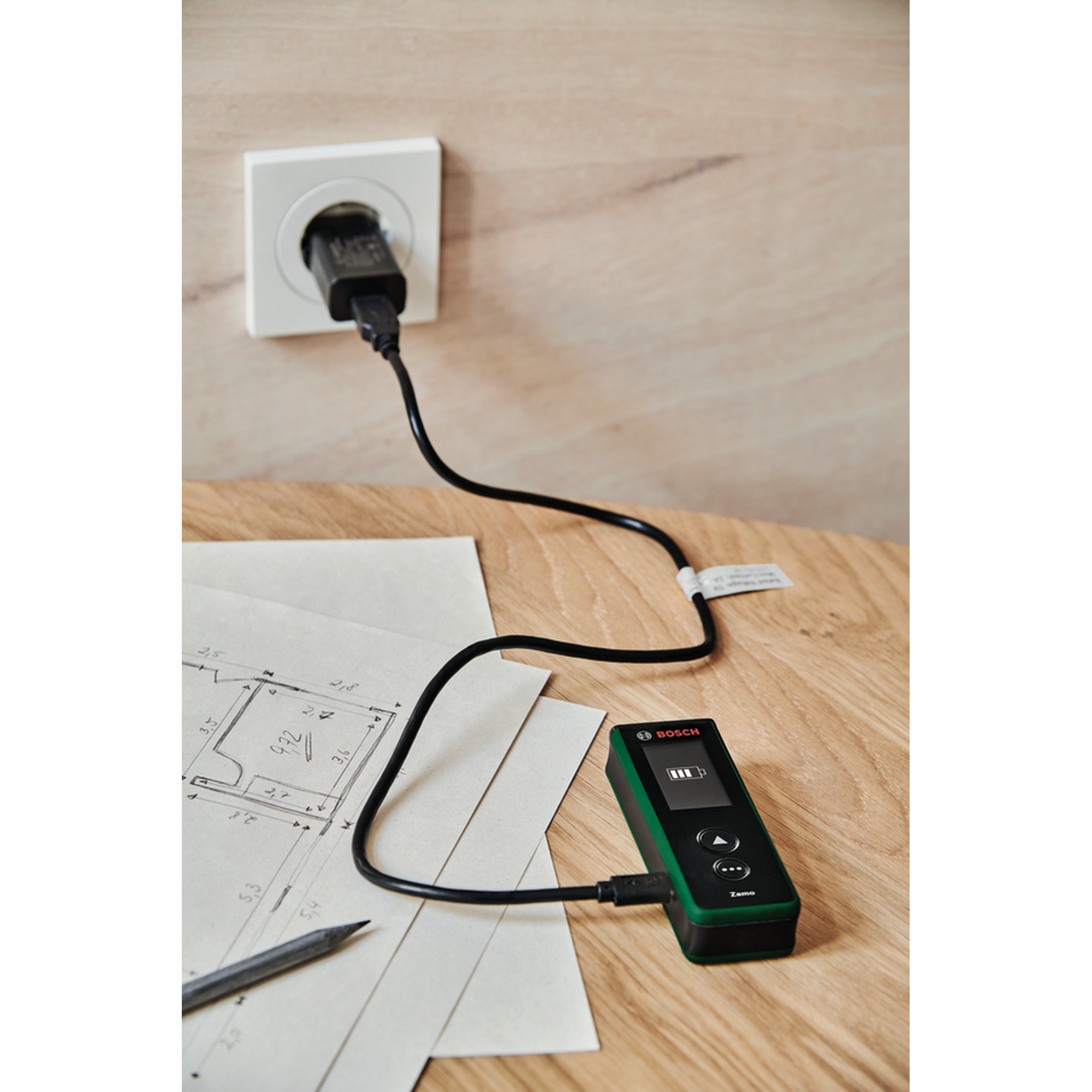 Laser-Entfernungsmesser 'Zamo' mit Akku-Batterien