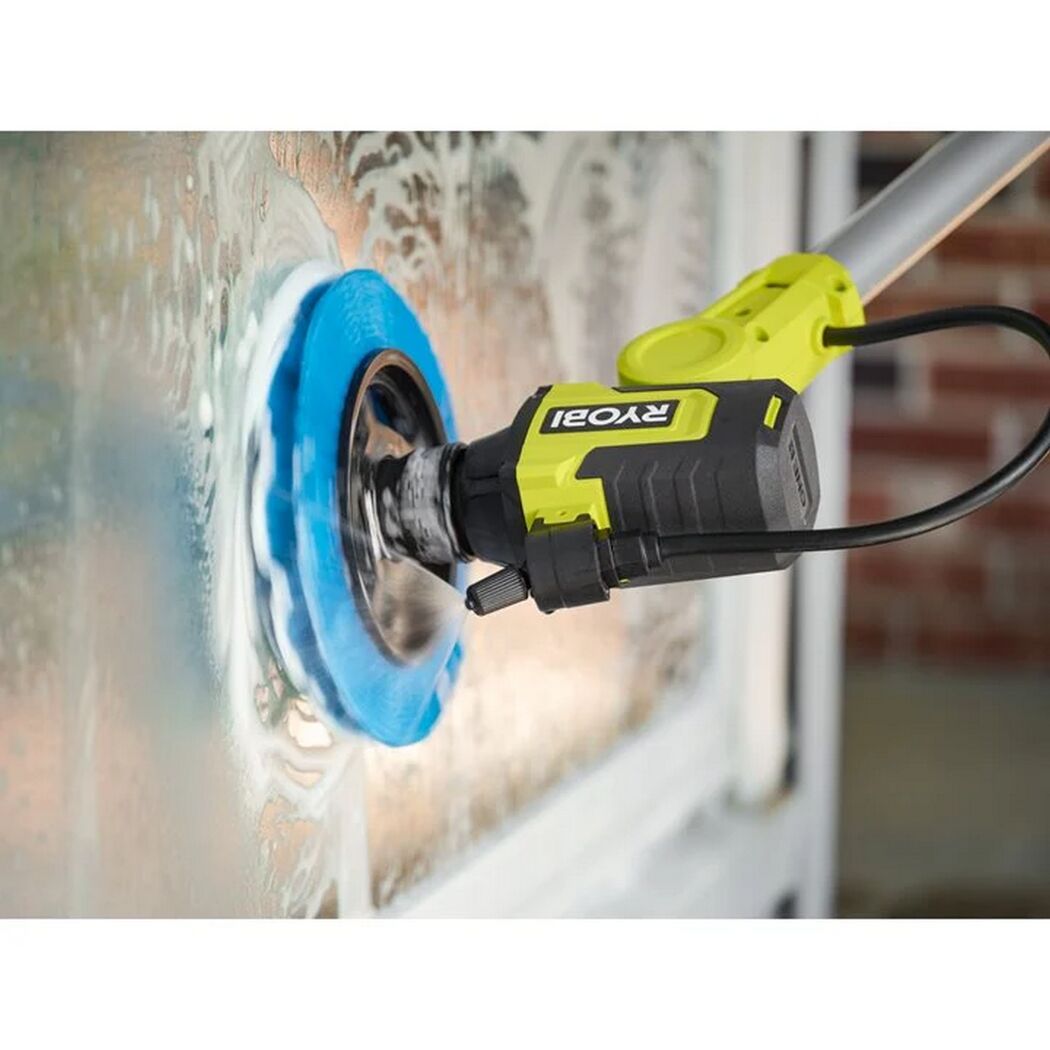 Fensterreinigung mit RYOBI Gerät