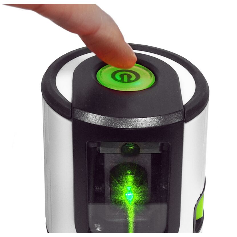 Finger schaltet Kreuzlinienlaser ein