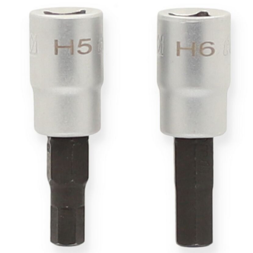 Zwei Steckschlüsseleinsätze 5 mm und 6 mm