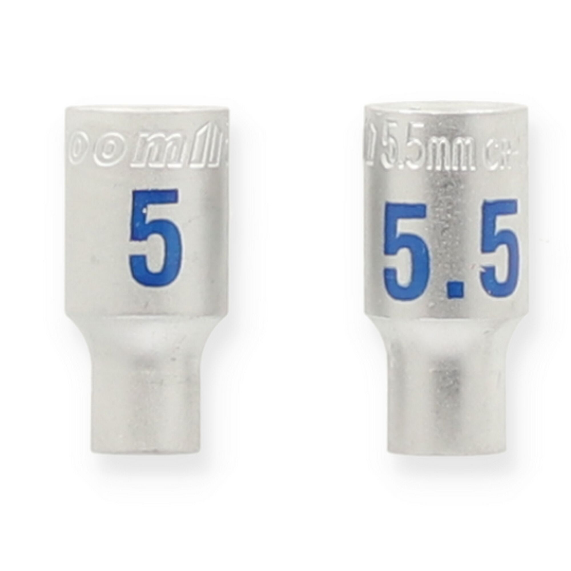 Zwei Steckschlüssel in den Größen 5 und 5,5 mm